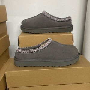 UGG TASMAN